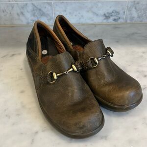 Womens Ariat Del Mar Olive Leather Clog Mule Shoe Style 93633 Horsebit US 9B